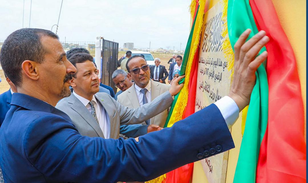 Officials unveil the inauguration plaque of the digital broadcasting station in Nouakchott