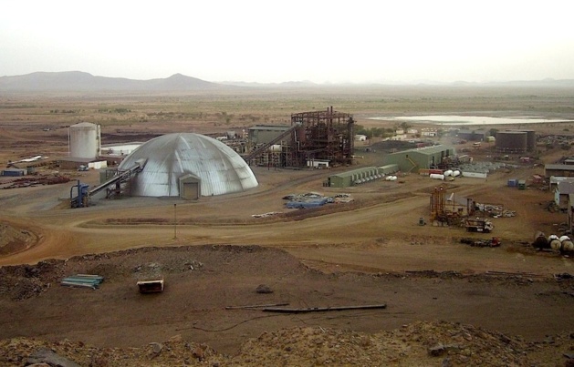 Industrial mining facilities in a desert area near Akjoujt