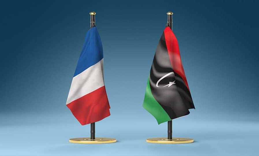 Desk flags of France and Libya